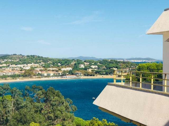 Precioso Apartamento En S'Agaro Con Fantasticas Vistas Al Mar Apartment Sant Feliu de Guíxols Ngoại thất bức ảnh